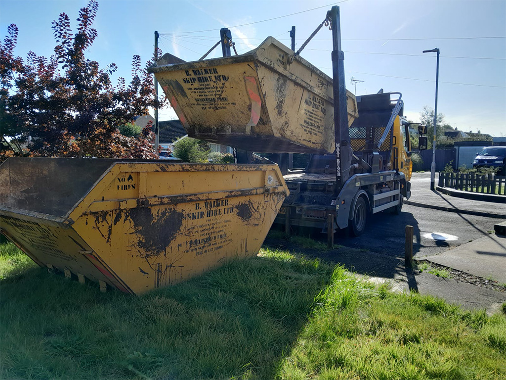 Hull Skip Hire Company - Walkers Skip Hire Hull skip delivery